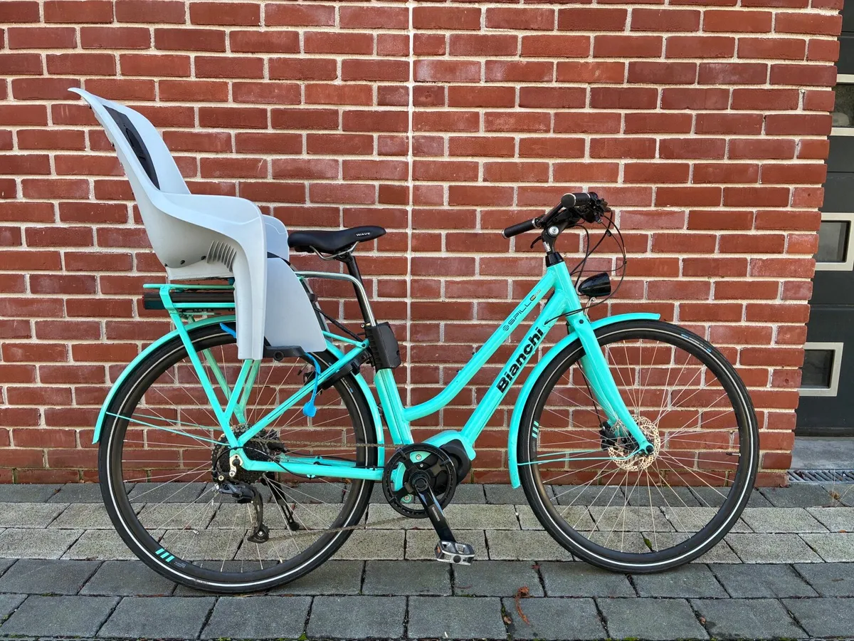 Bianchi Electric Bike - Image 1