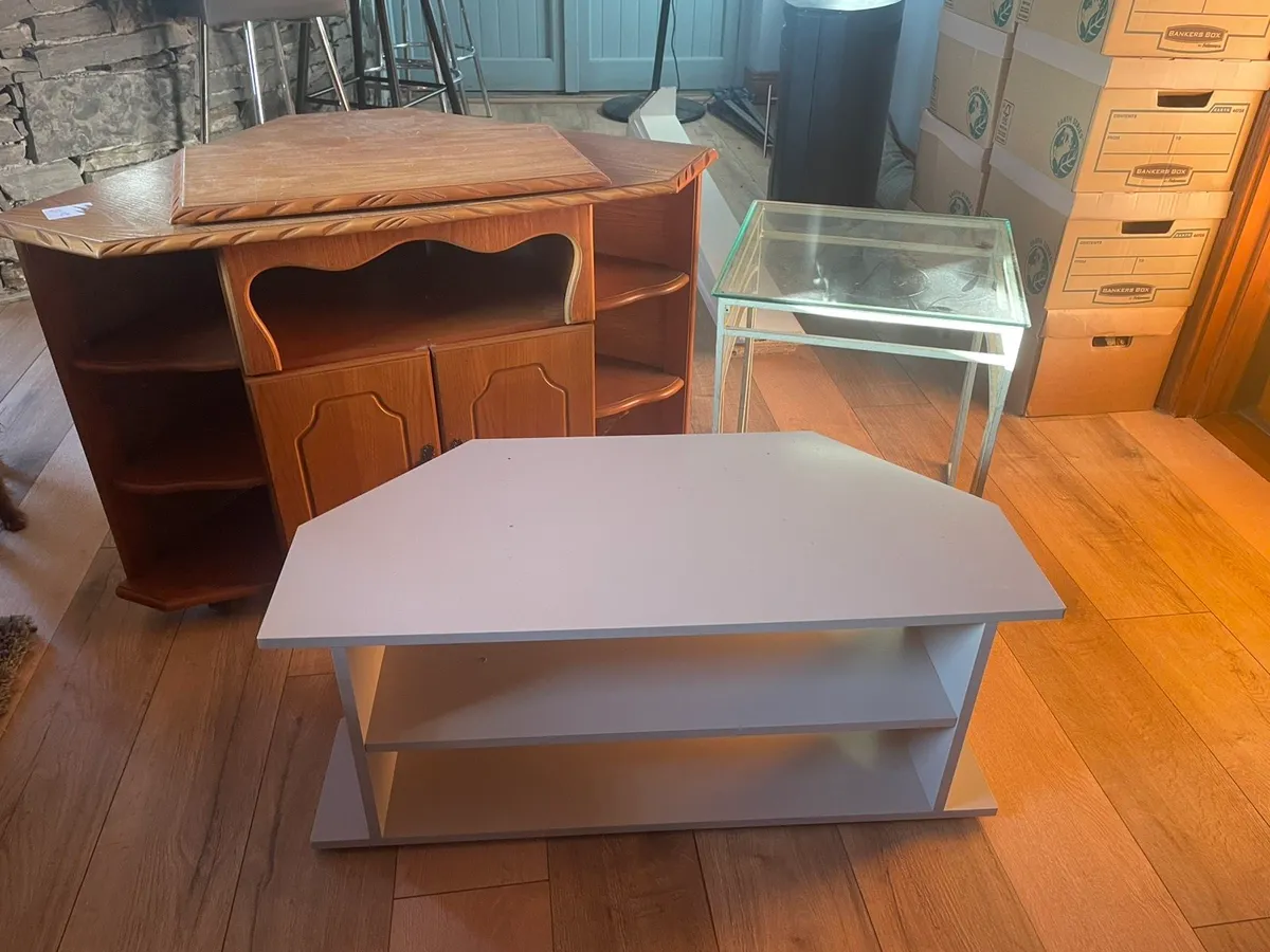 FREE. Office Desk, TV stands, lamp stand, lamps - Image 4