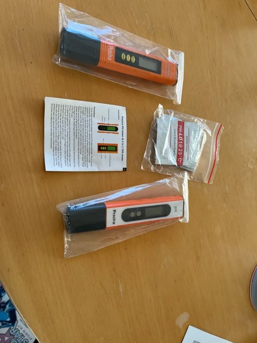 Soil PH testing kit. - Image 2