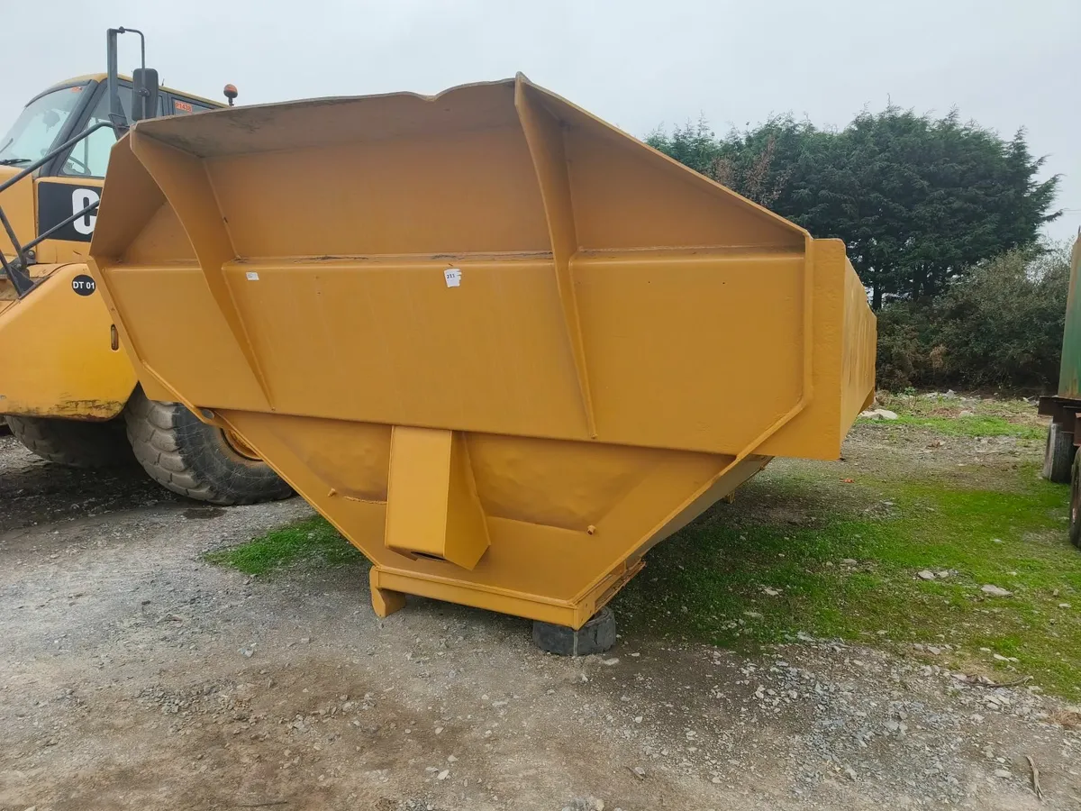 CAT740 Hardox-plated strengthened Dumptruck Skip - Image 1