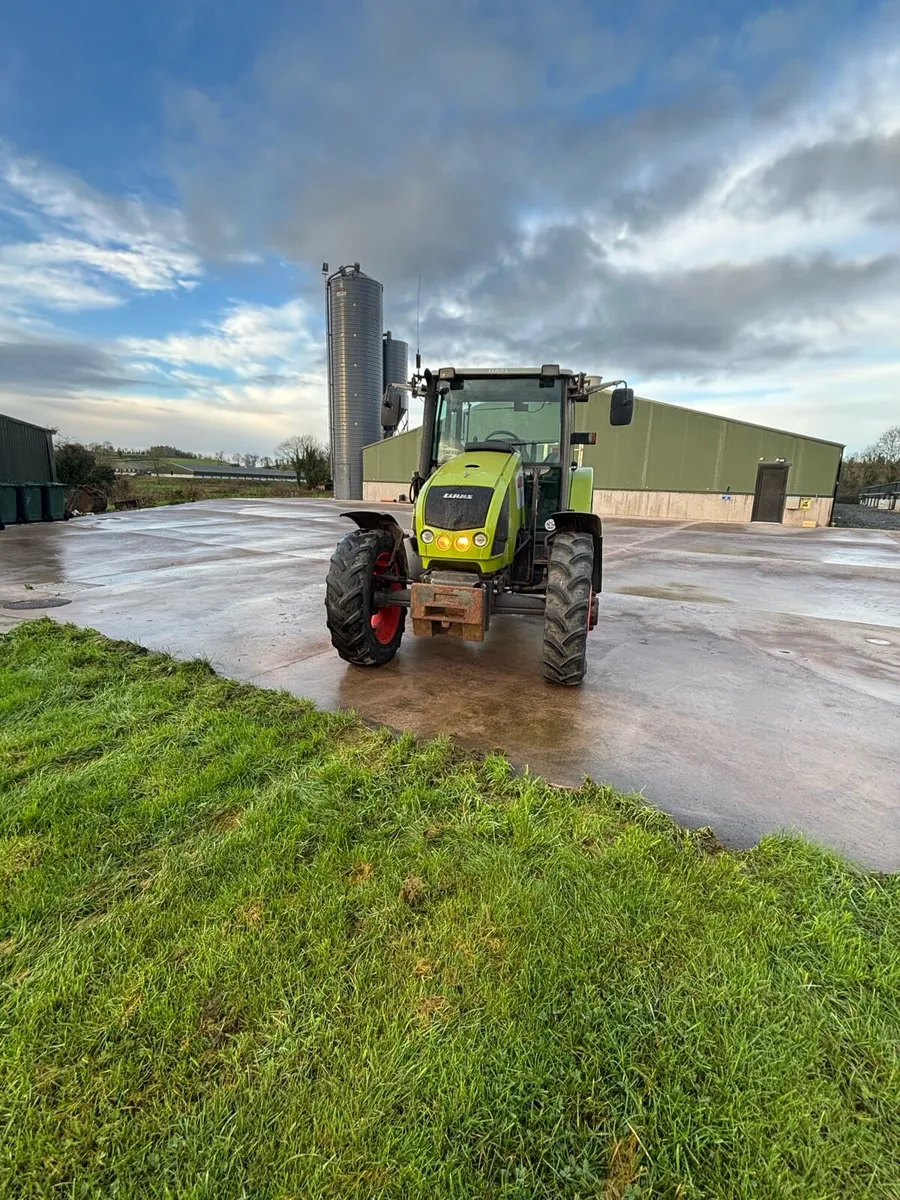 class tractor - Image 2