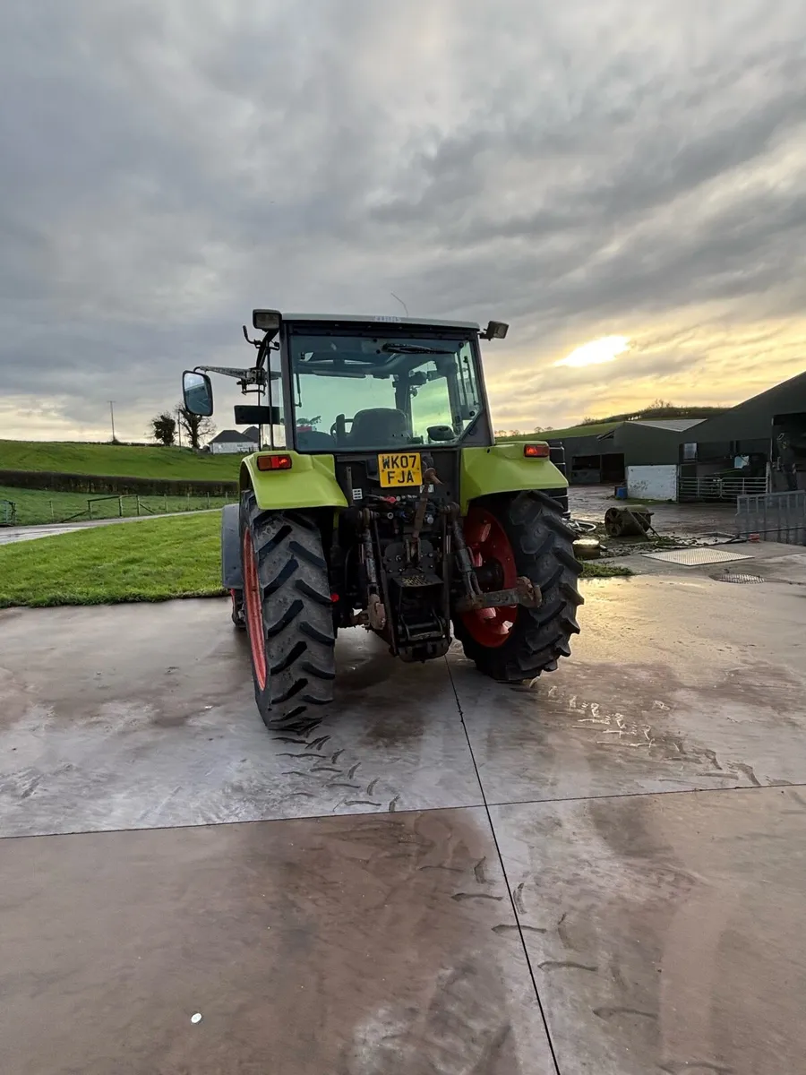 class tractor - Image 4