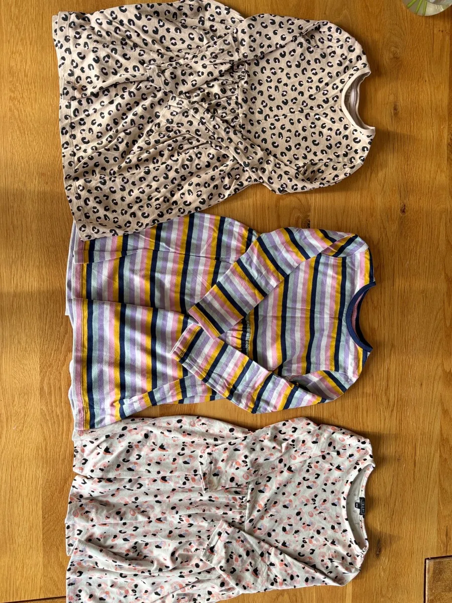 Girls clothes bundle - Image 2