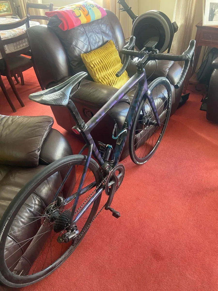 Specialised SL 6 Tarmac Shimiano Ultegra DI2 - Image 2