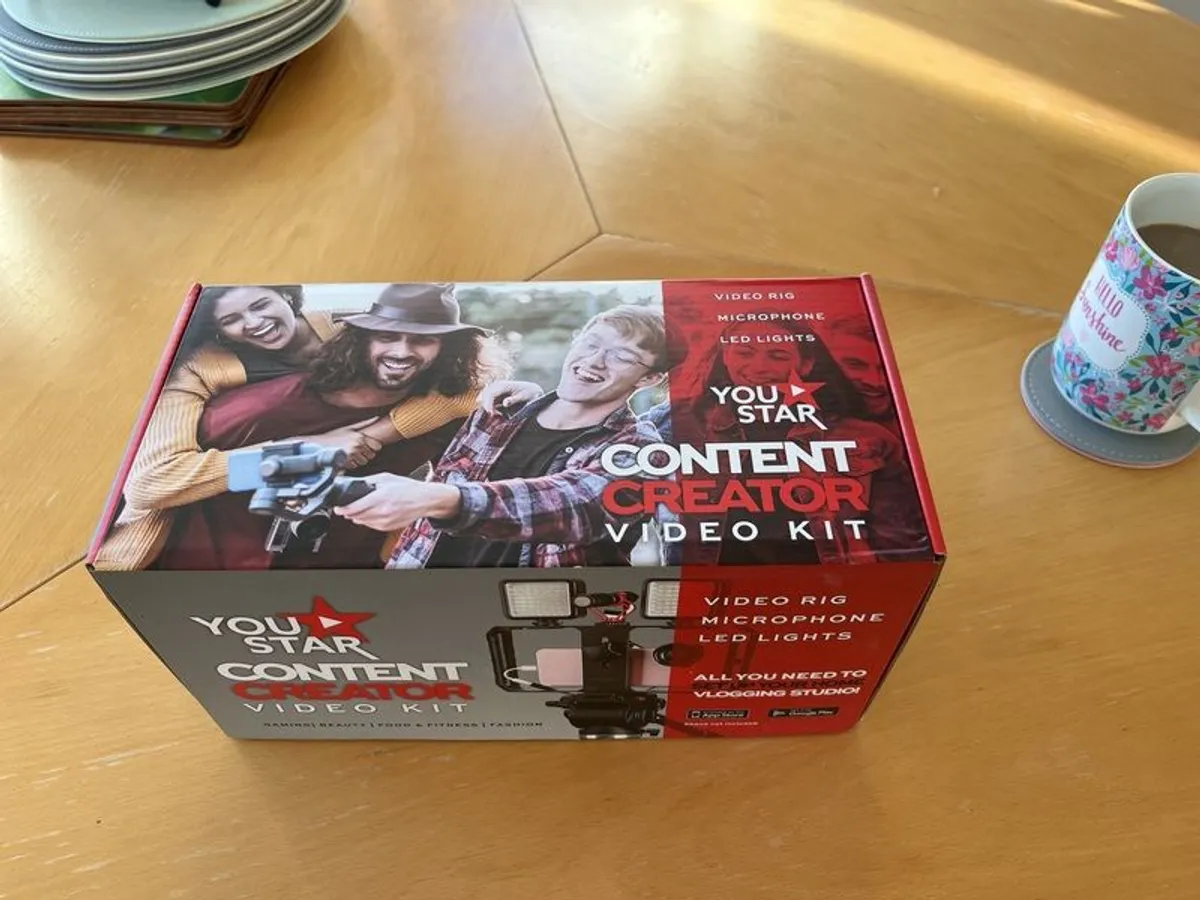 Content creator video kit to use with your own smartphone. - Image 4