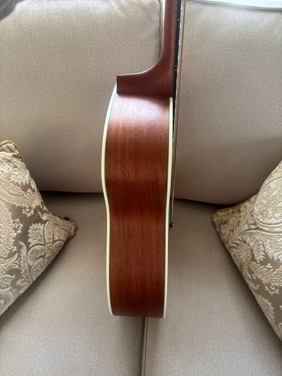 Beginner Acoustic Guitar (Bromo BAA2) - Image 3