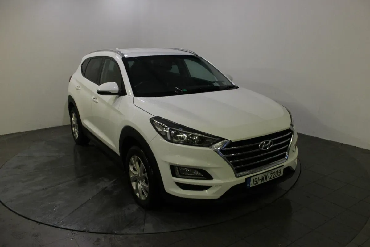 Hyundai Tucson SE NAV 1.6CRDI - Image 1