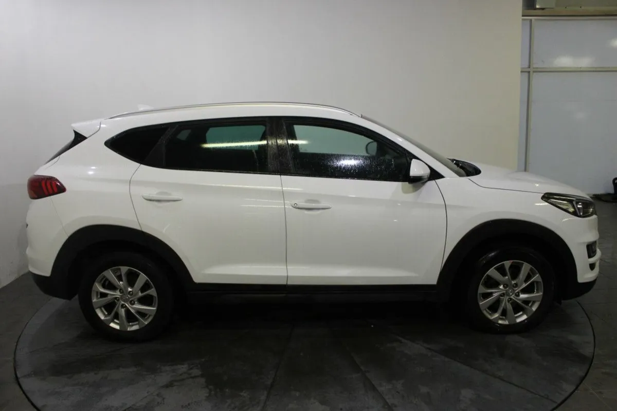 Hyundai Tucson SE NAV 1.6CRDI - Image 3