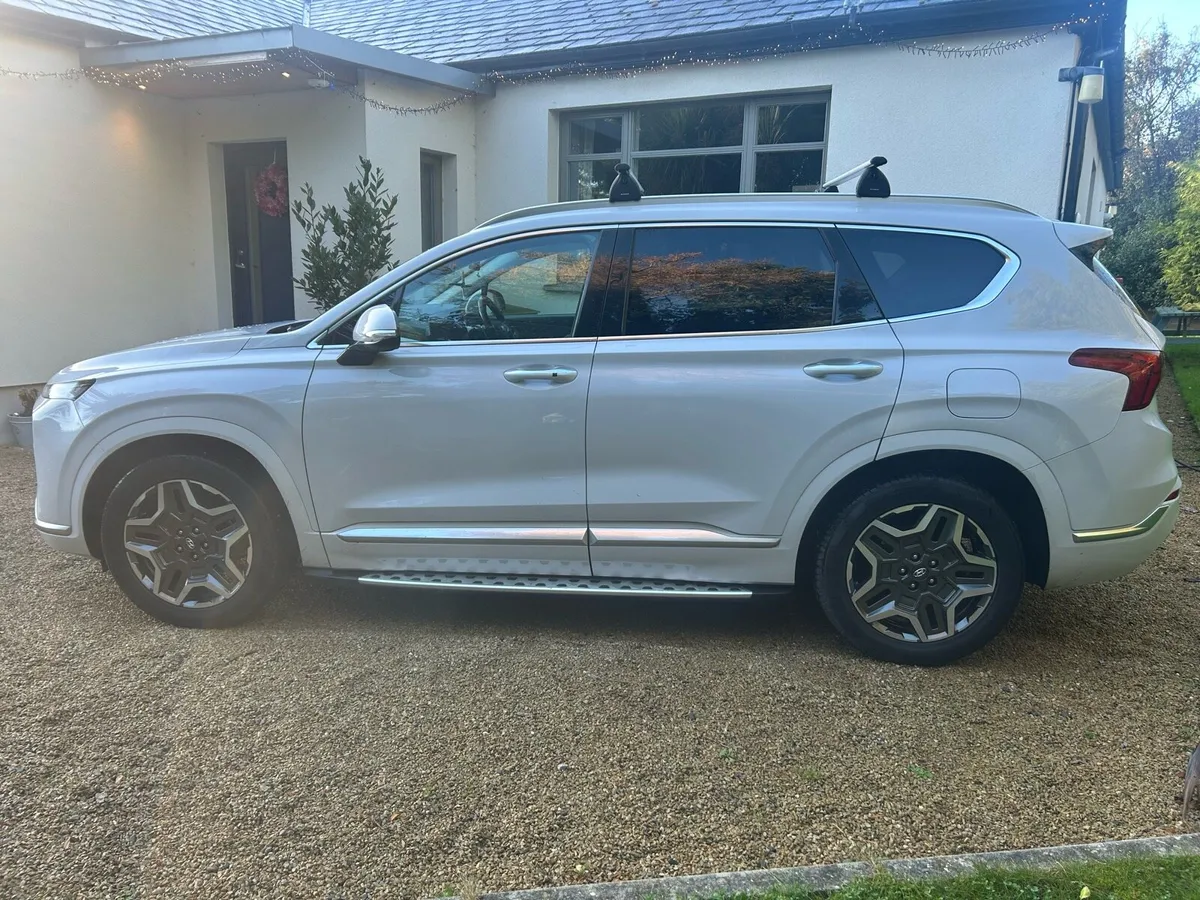 Santa Fe PHEV 4WD Executive plus - Image 3