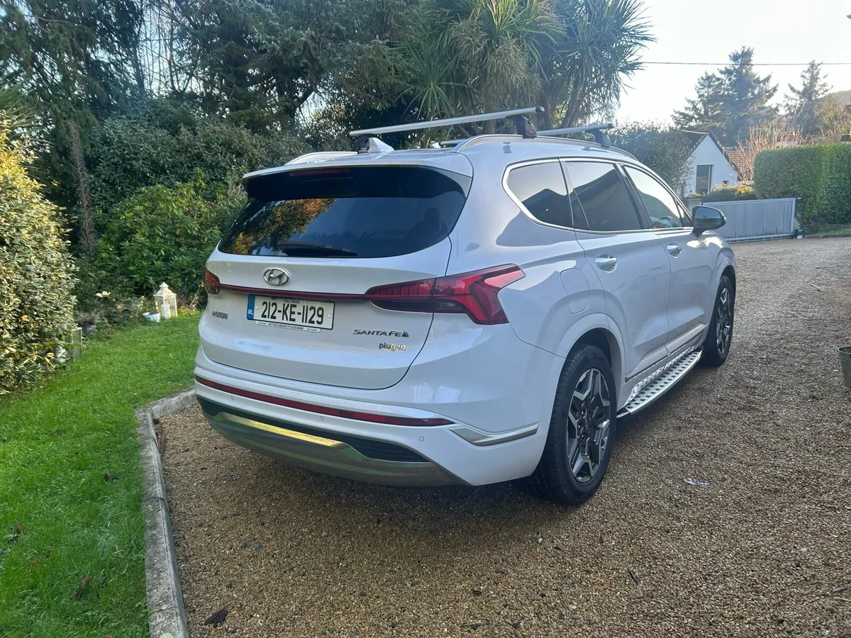 Santa Fe PHEV 4WD Executive plus - Image 4