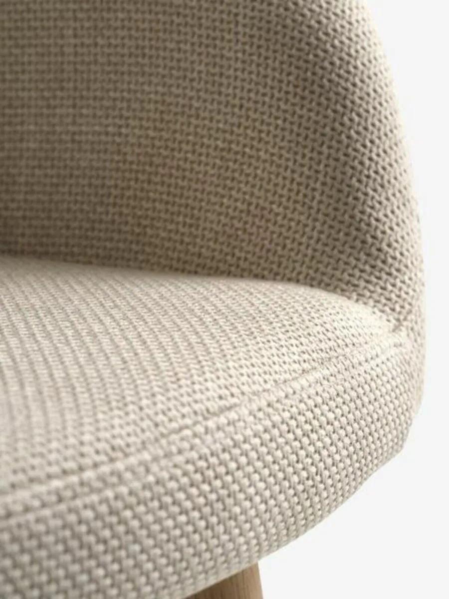 4 Brand New Bar Stools - Image 4