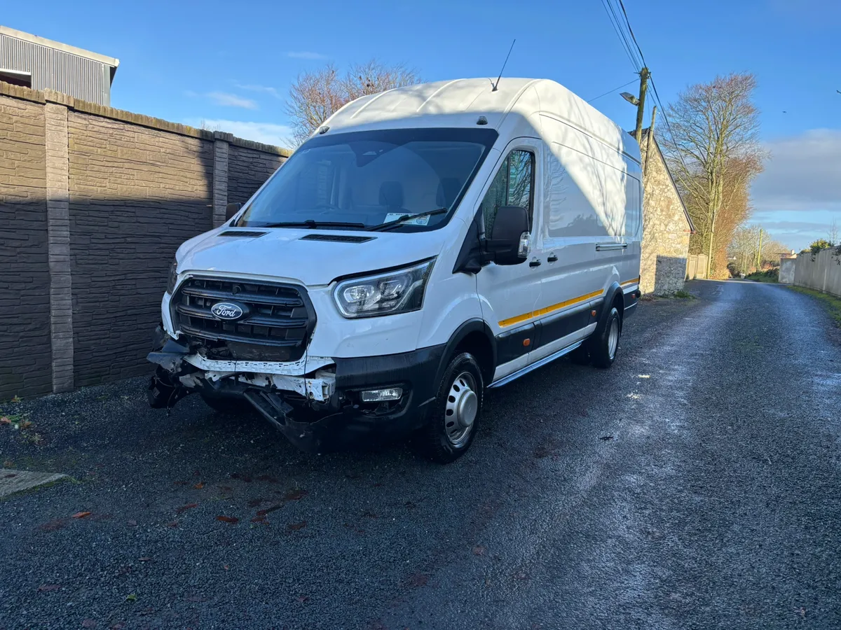 2025 Ford Transit - Image 2