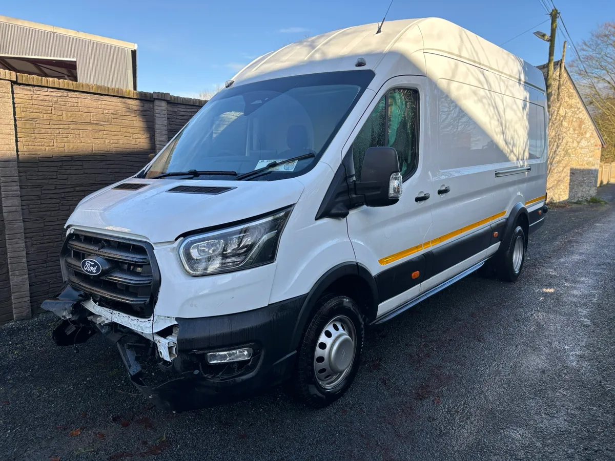 2025 Ford Transit - Image 3