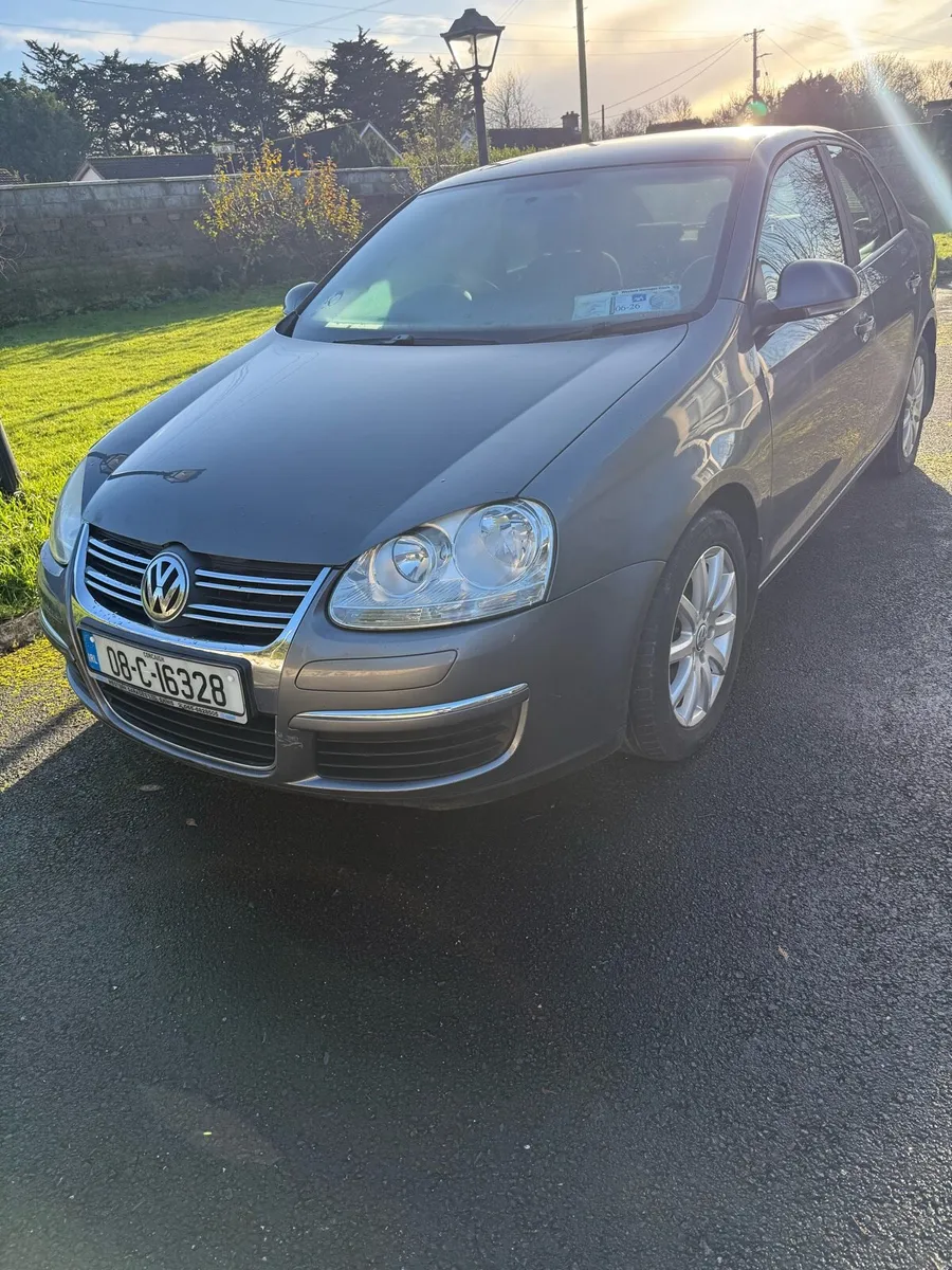 Volkswagen Jetta - Image 2