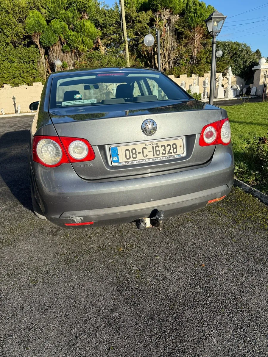 Volkswagen Jetta - Image 4