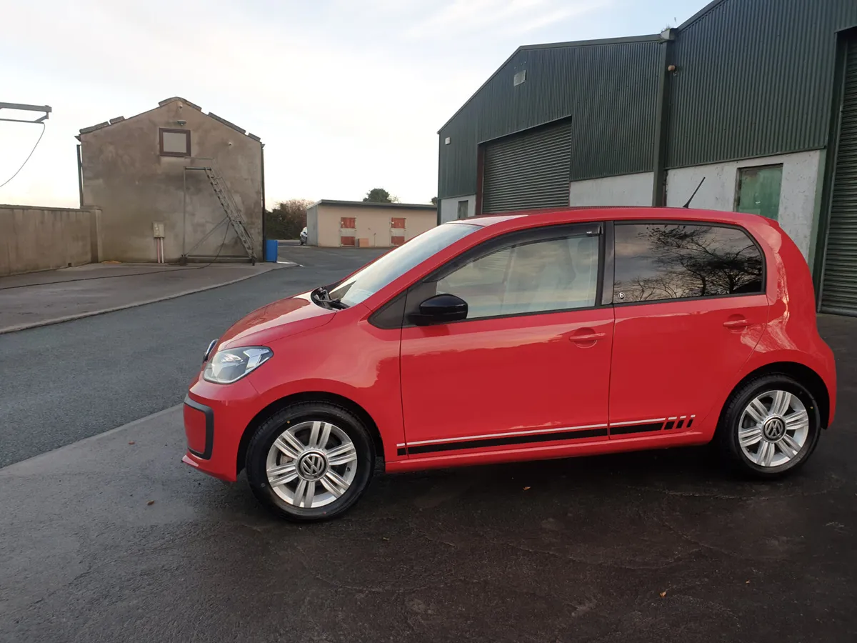 Volkswagen up! 2017 Automatic transmission - Image 2