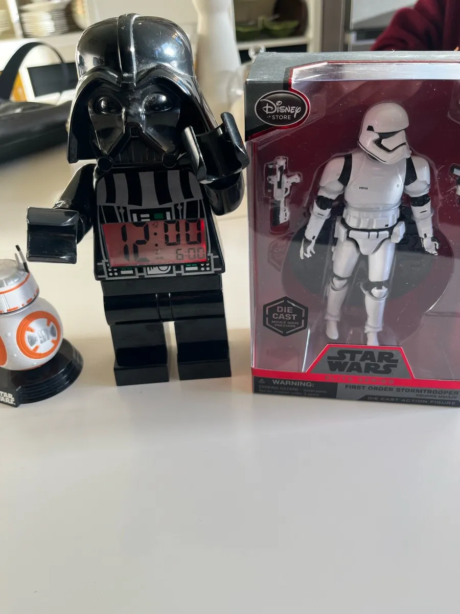 Star war figures - Image 1