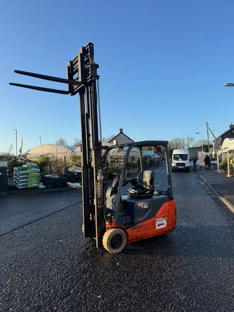 Forklift - Image 1