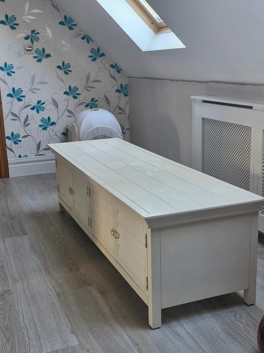 Tv cabinet - Image 3