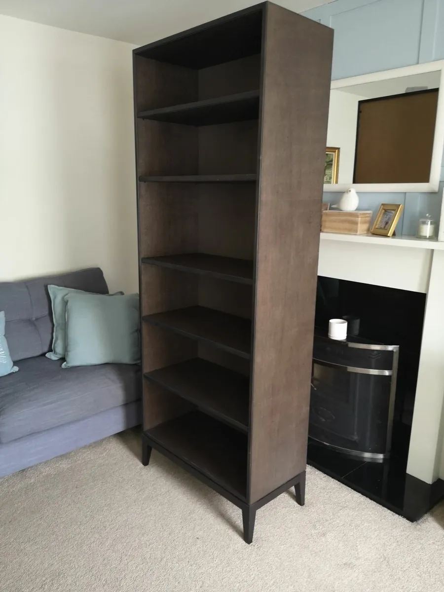 Deep Bookshelf - Image 3