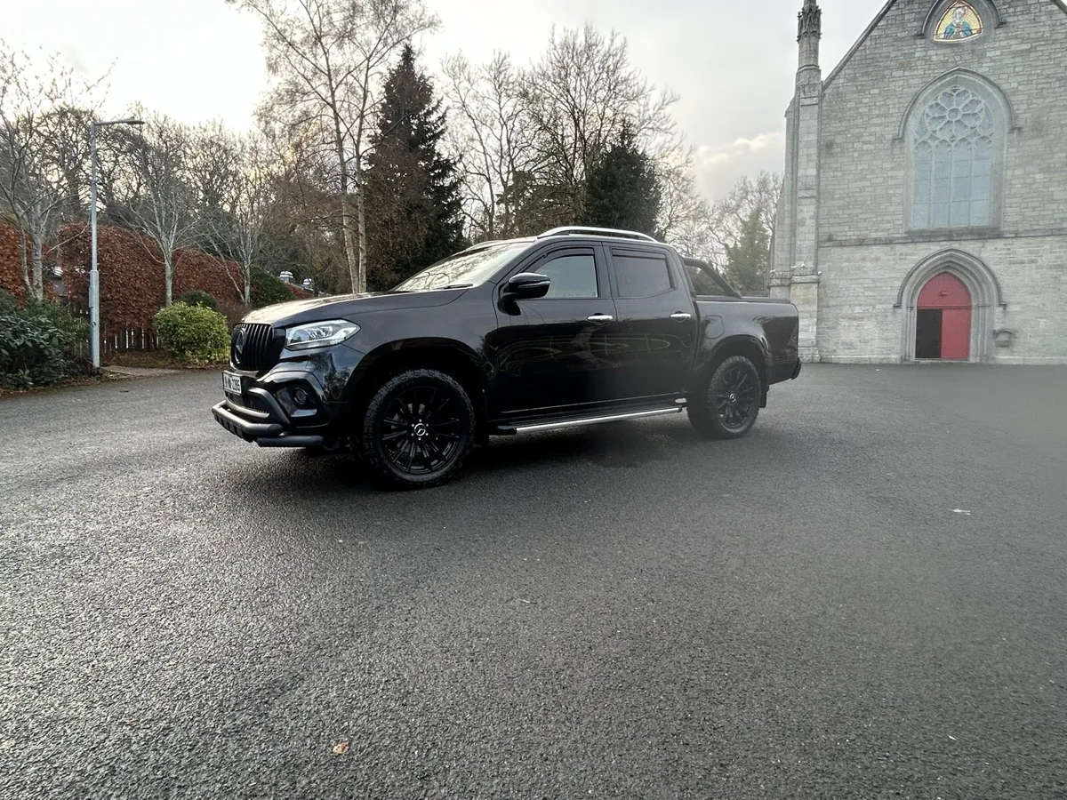 Mercedes X-Class - X250 - 4Matic Progressive - Image 3