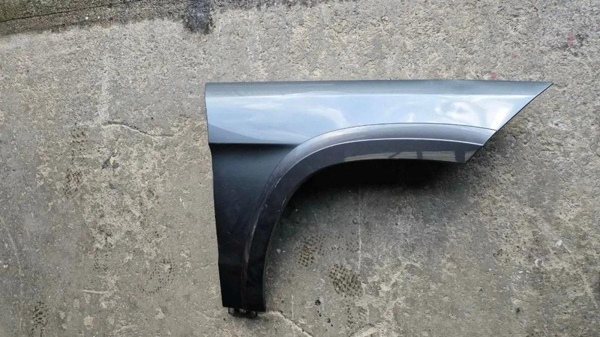 Mercedes GLS front left wing 🪽 2017year model w16 - Image 3