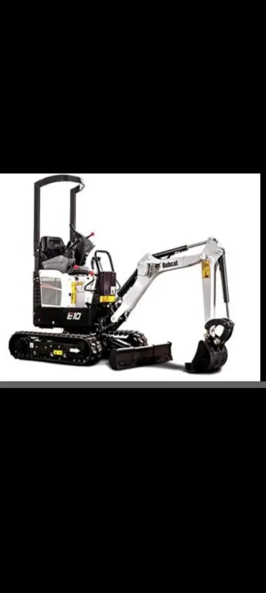 Mini digger and driver hire 0831004567