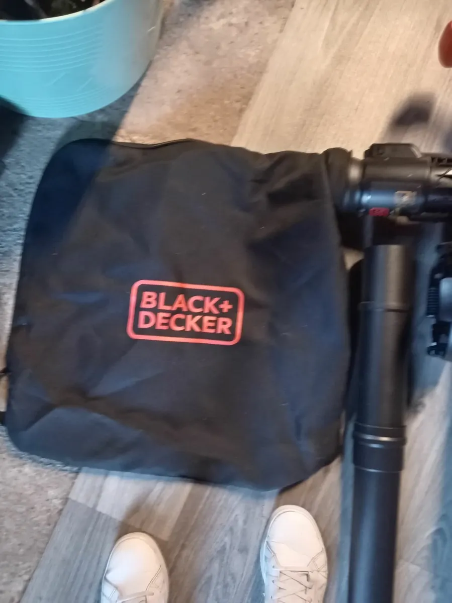 Black & Decker vacuum leaf blower - Image 4