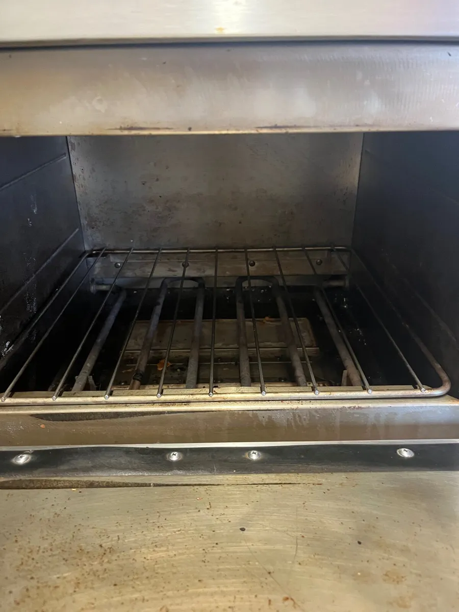 Commercial Oven - Image 3