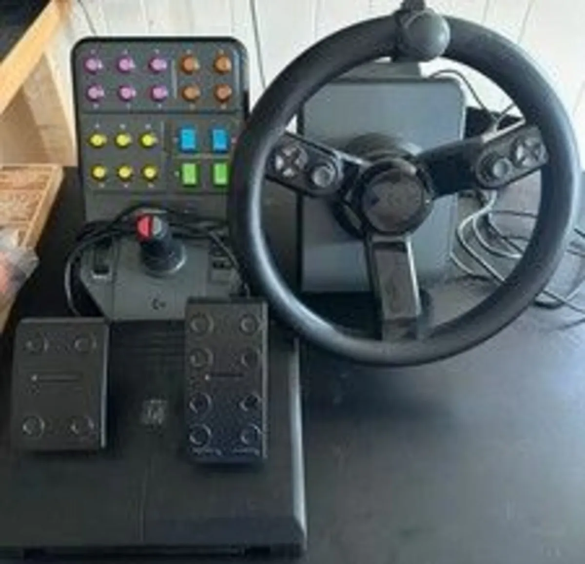 Logitech farming simulator wheel, pedals, bundle