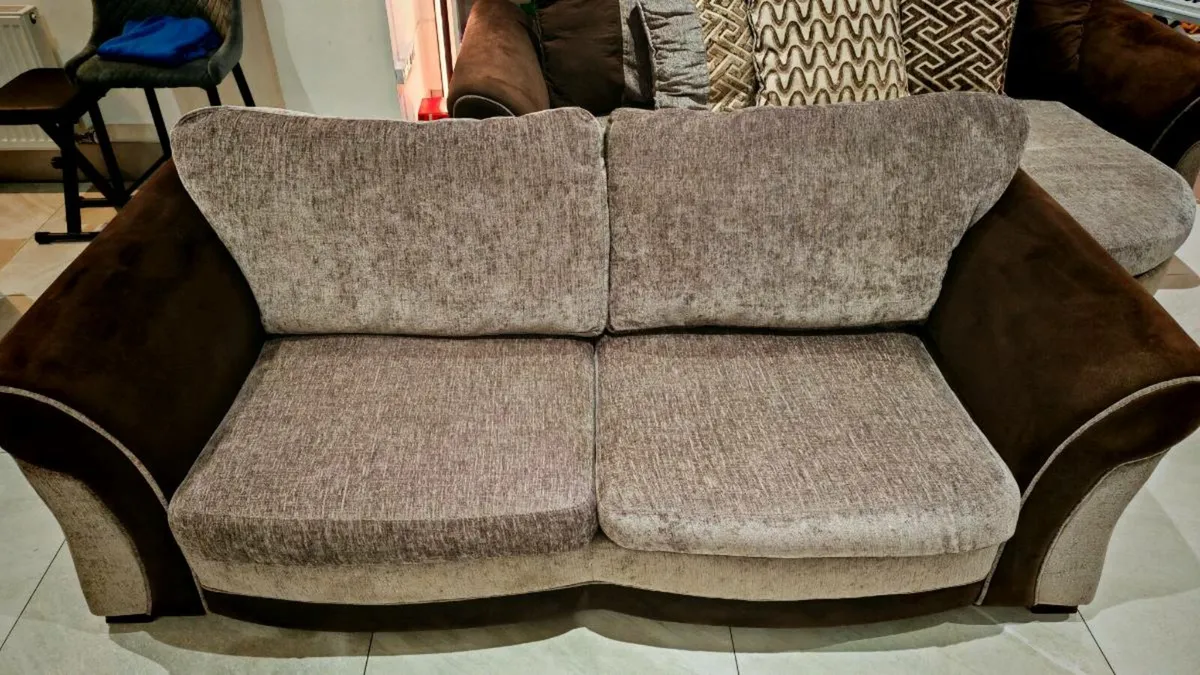 3 Seater and 4 Seater Couches - Image 4