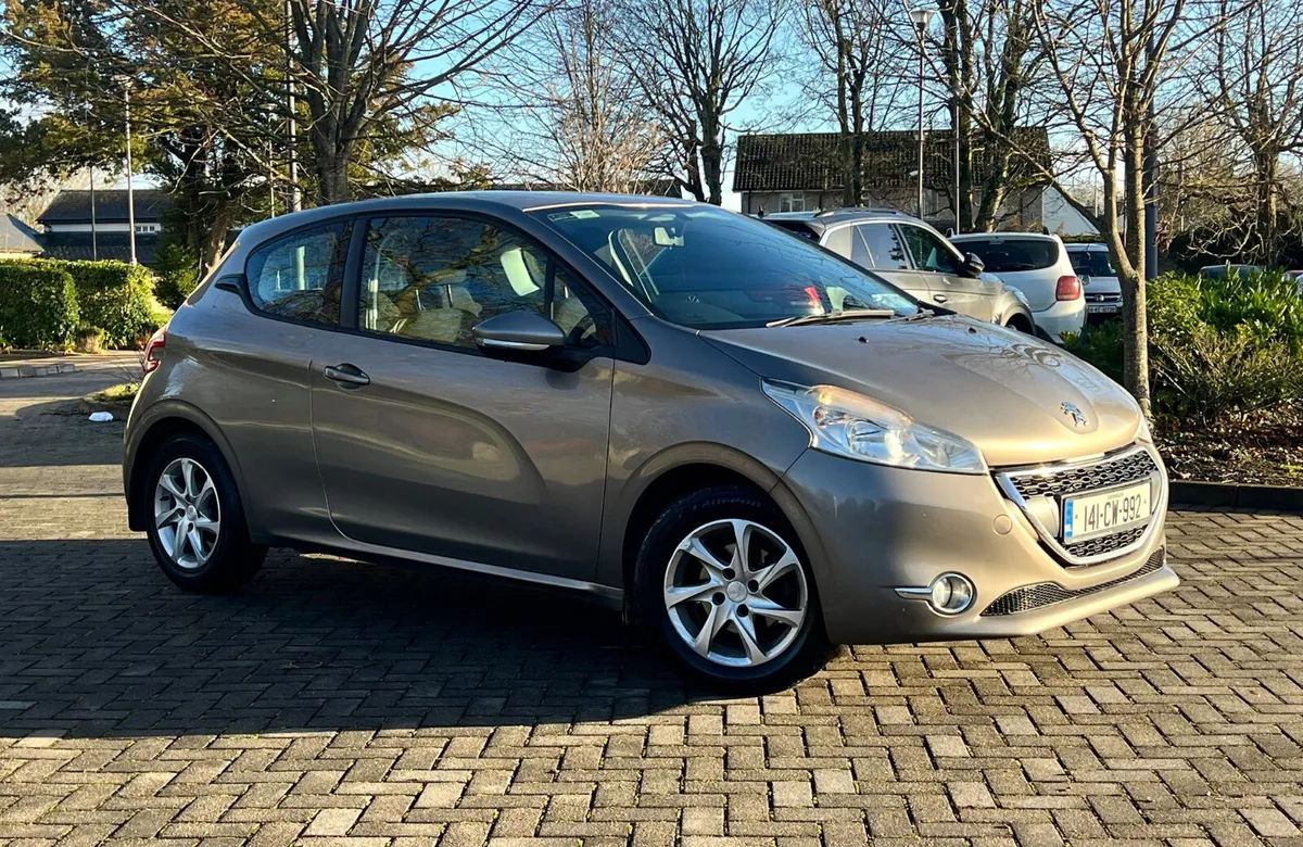 Peugeot 208 2014 1.4 HDI new nct 9/26 low km - Image 1