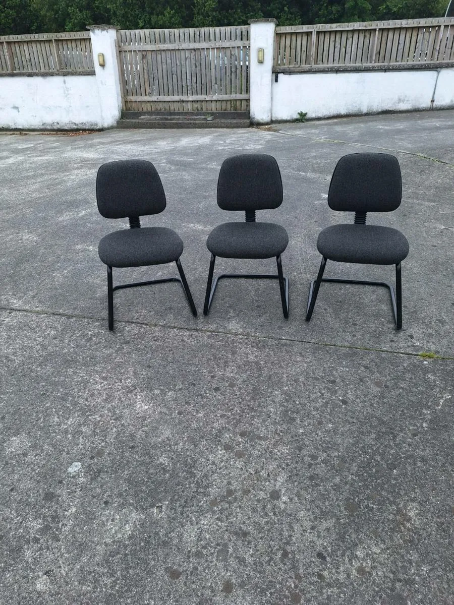 Office chairs reduced to €20 each - Image 1