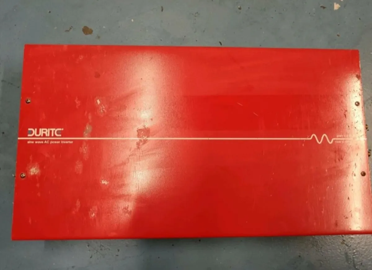 Durite Pure Sine Wave Inverter - Image 3