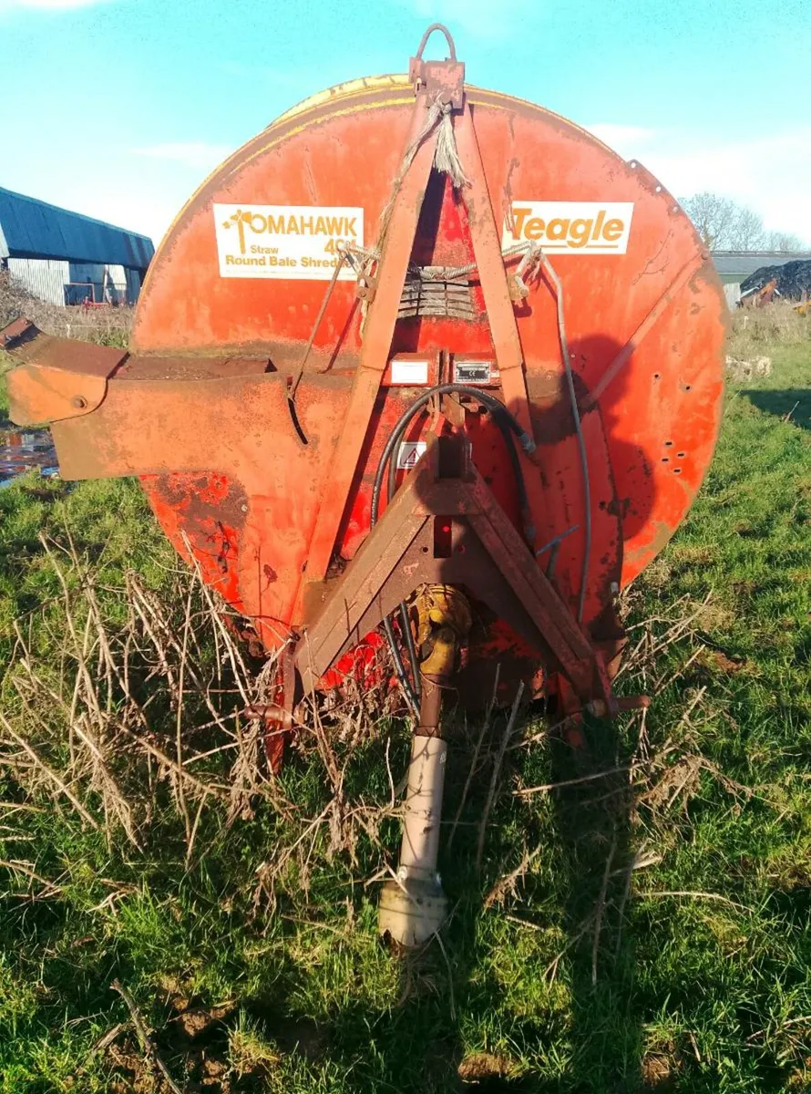 Teagle tomahawk straw chopper - Image 1