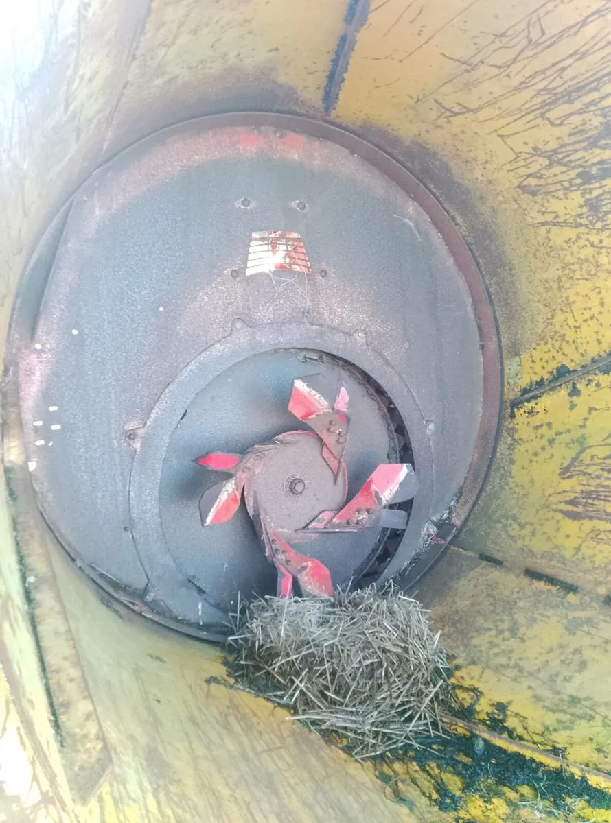 Teagle tomahawk straw chopper - Image 2