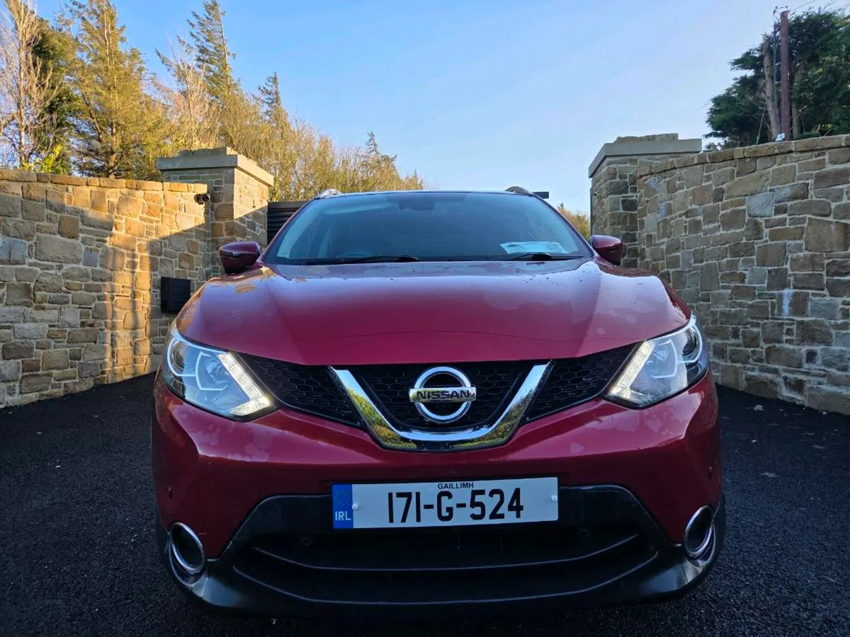2017  NISSAN QASHQAI PREMIUM PAN ROOF - Image 3