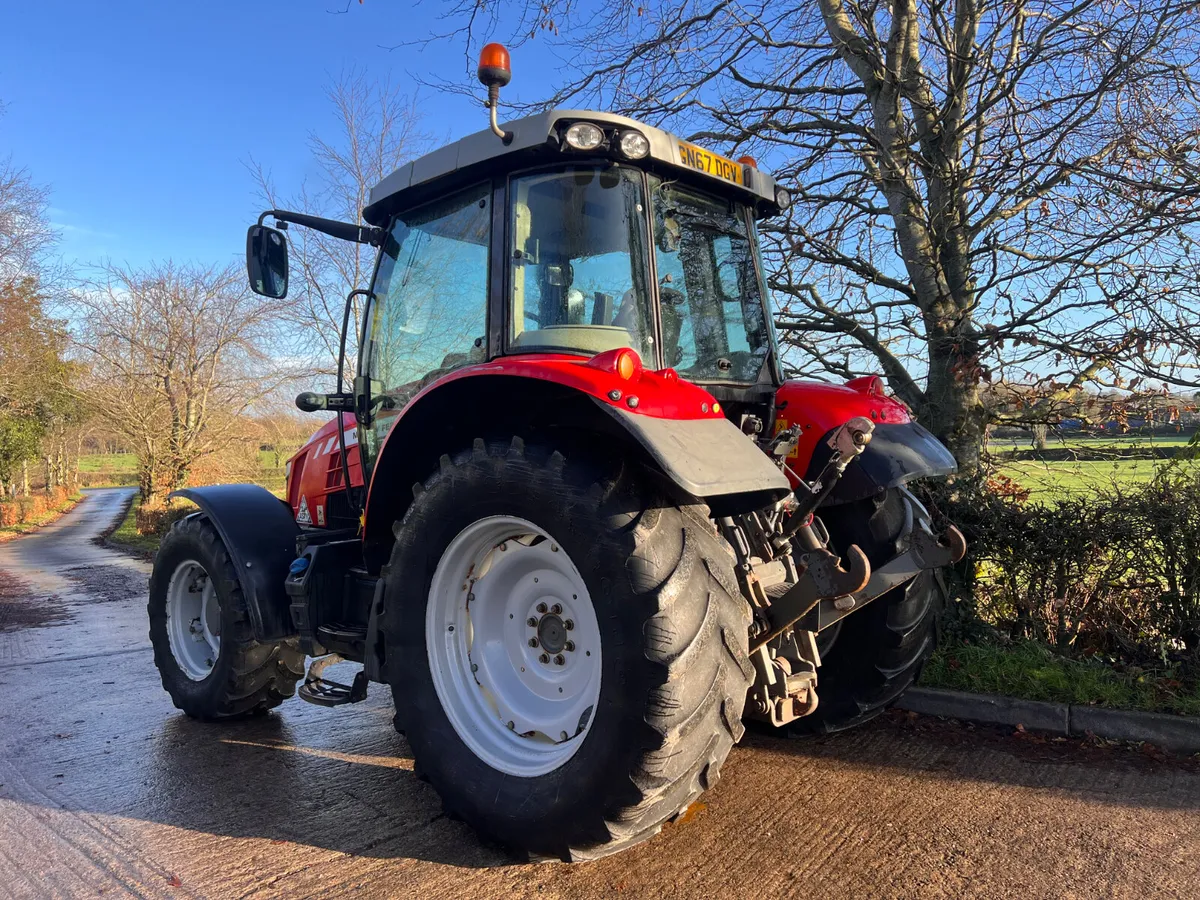 Massey Ferguson 5712SL - Image 3