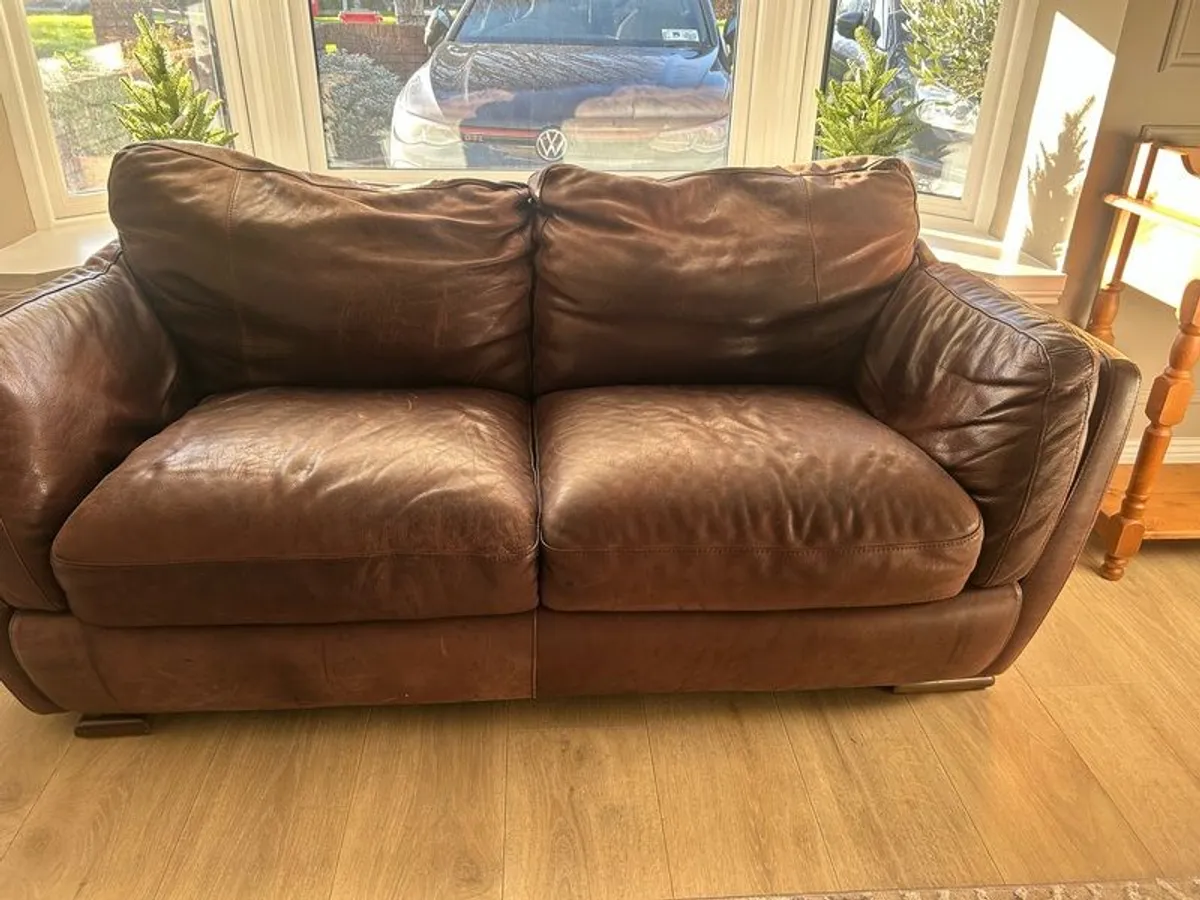 2 seater natural leather sofa - Image 2