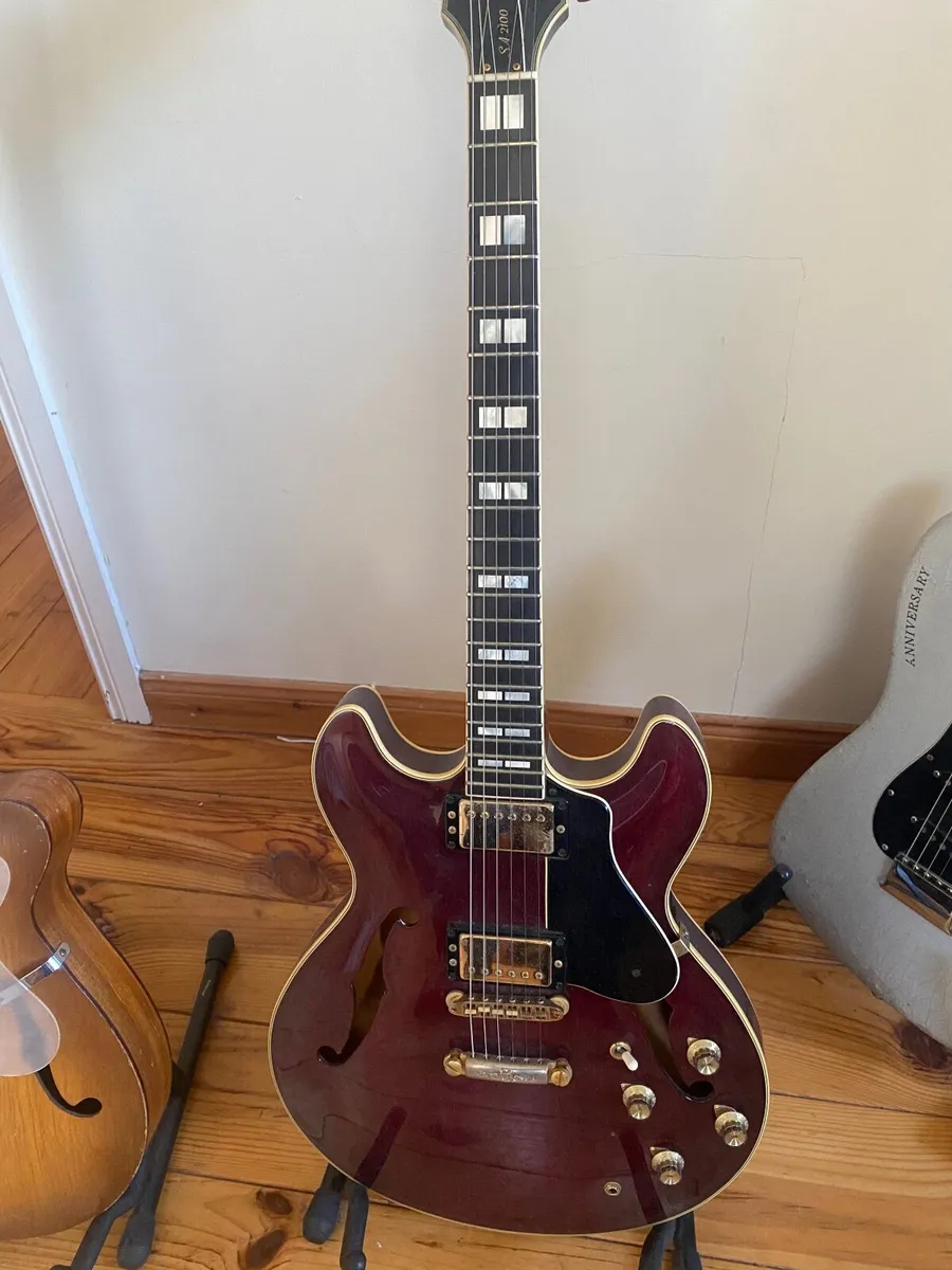 Yamaha SA2100 Guitar - Image 2