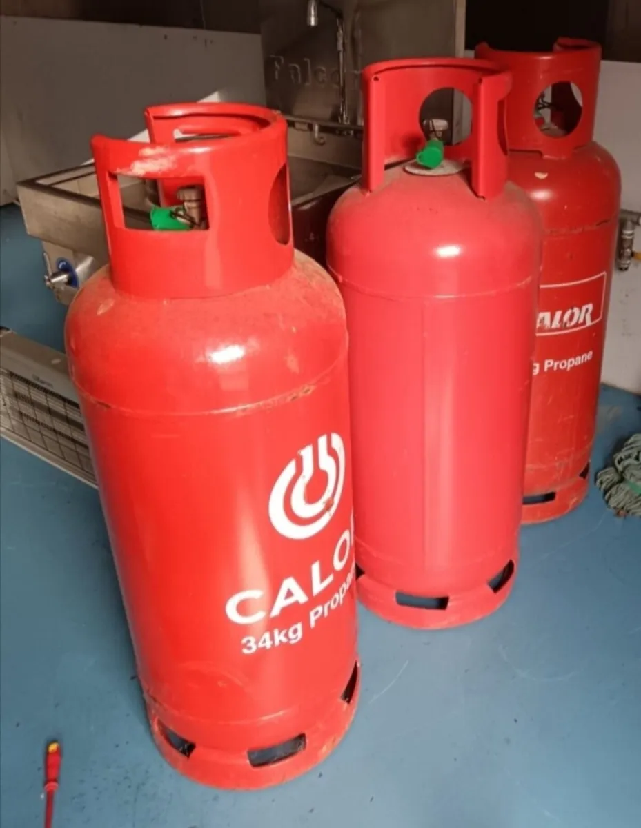 Full 34kg Gas Cylinders