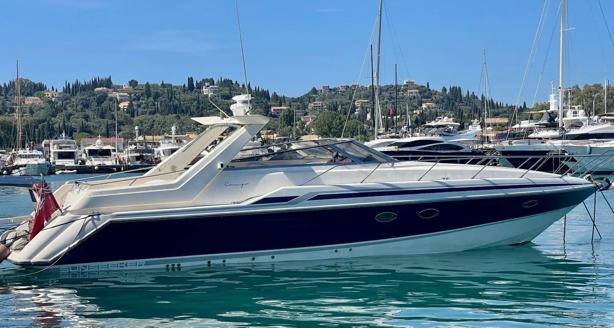 Sunseeker Camargue 46 Classic Motor Yacht - Image 1