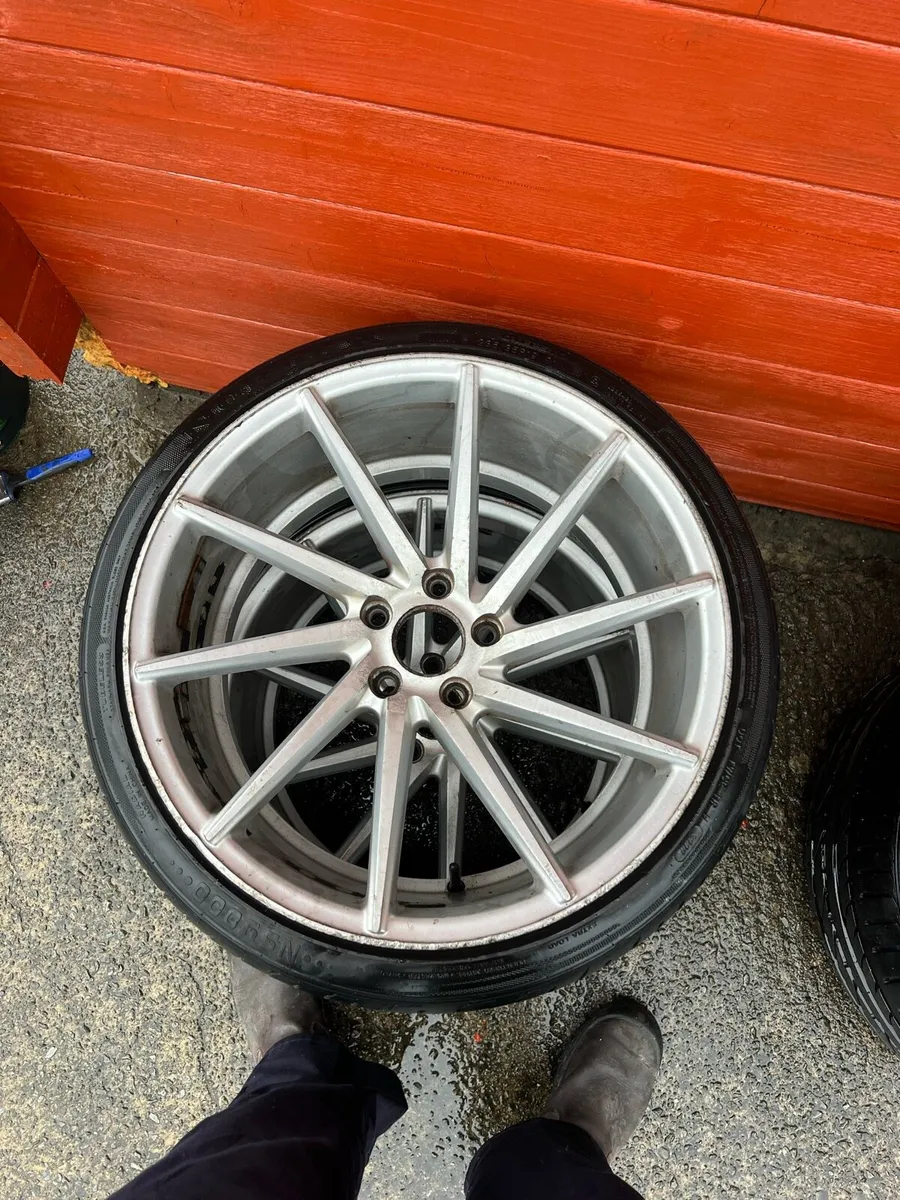 19 inch 1 Directional Alloys 5x112 - Image 4