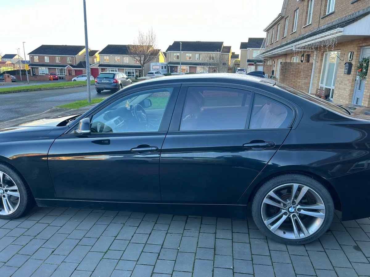 BMW 3 series - Image 4