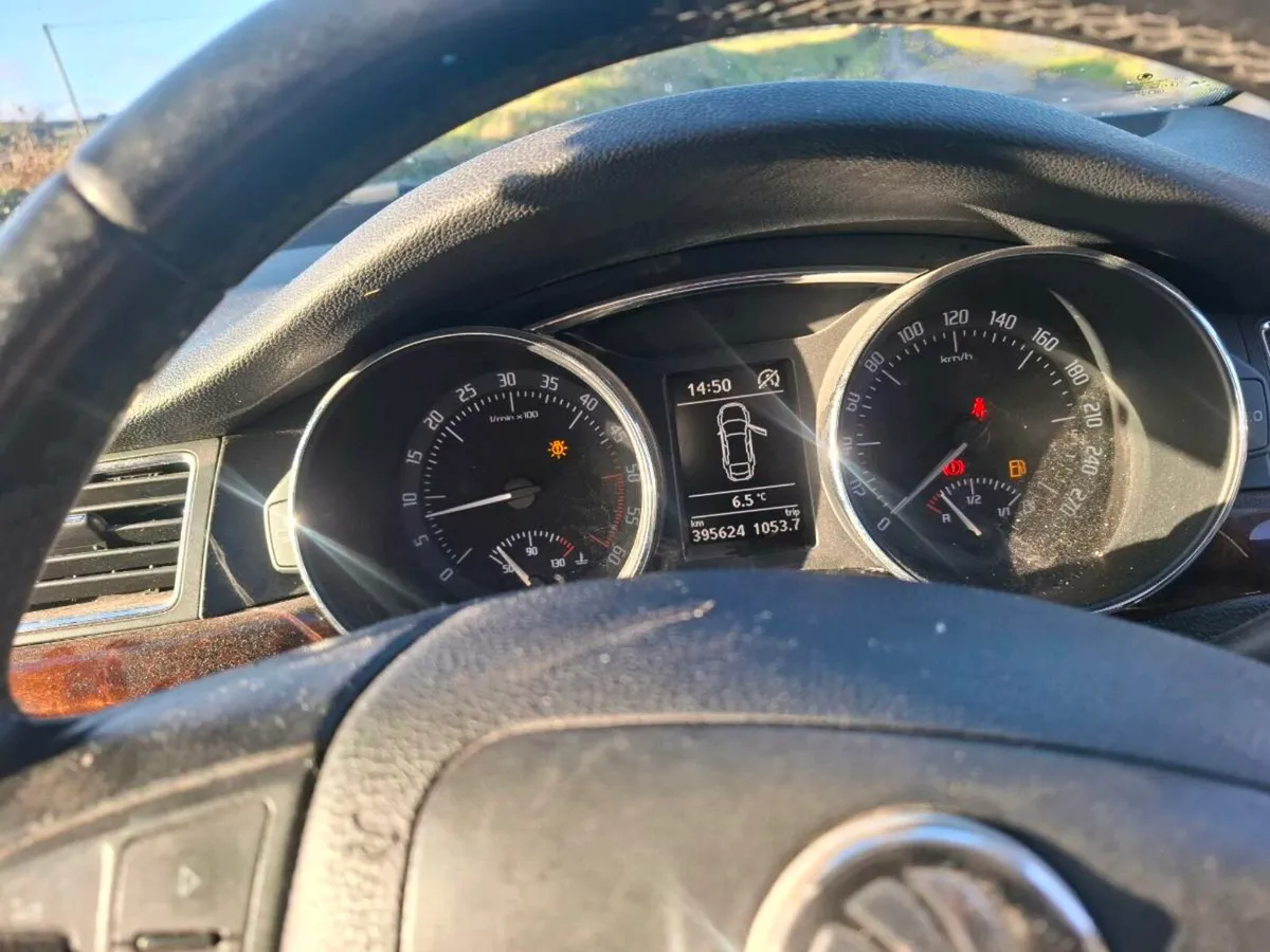 2011 Skoda Superb - Image 4