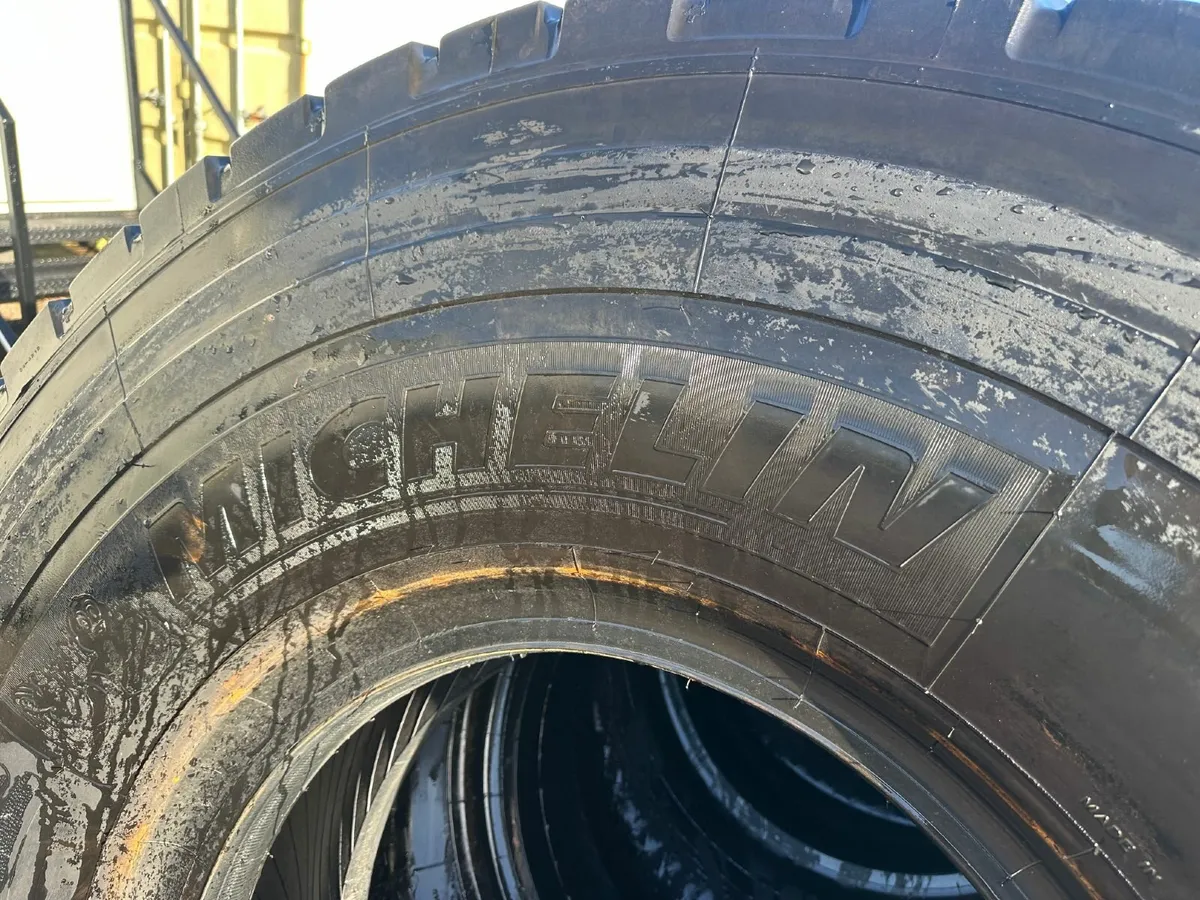 CRANE TYRES FOR SALE – 1600R25 ( 445/95R25 ) - Image 4