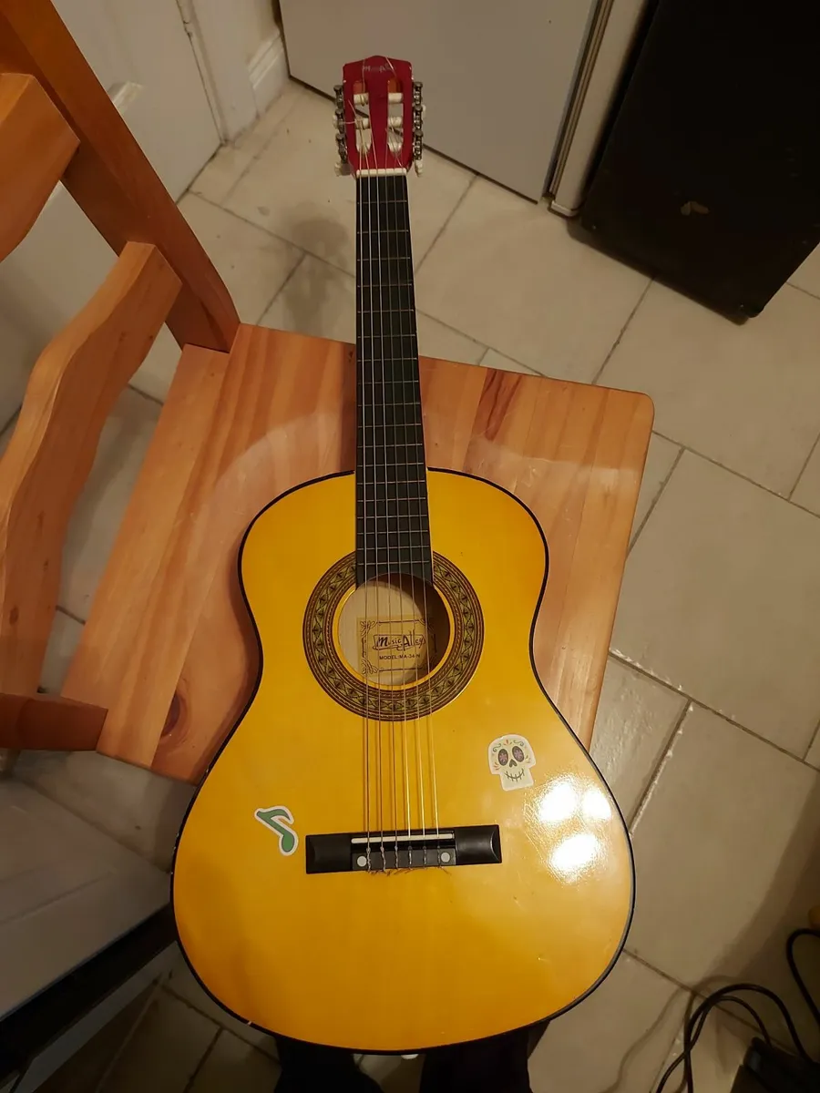 Music Alley Guitar, Model MA-34-N - Image 1