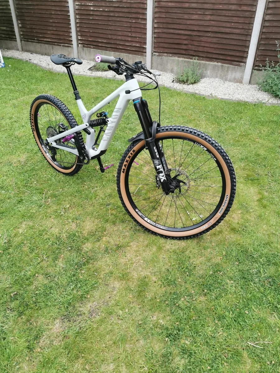 Canyon Spectral CF 8 CLLCTV - Image 2