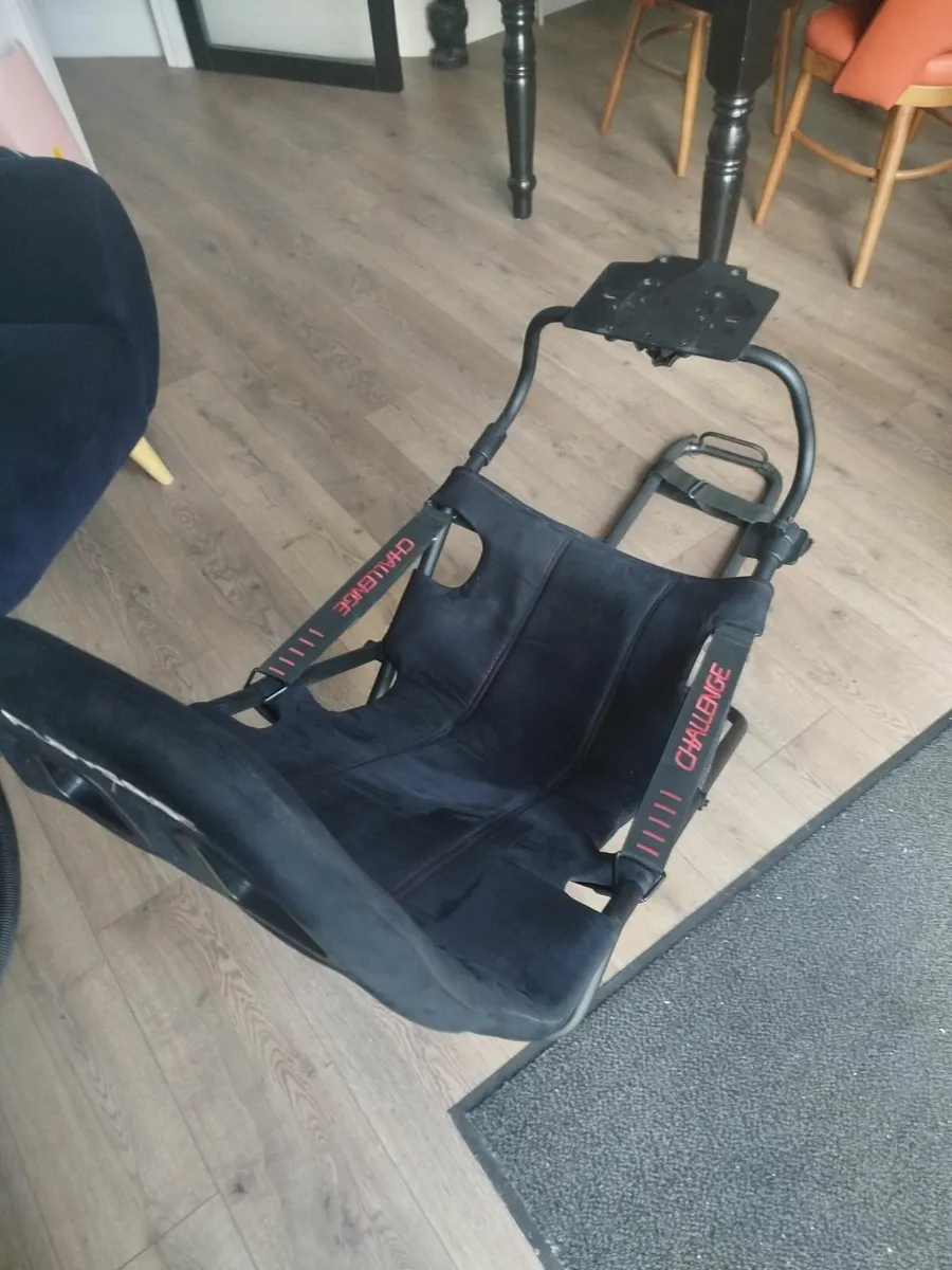 Playseat Challenge sim racing seat - Image 3