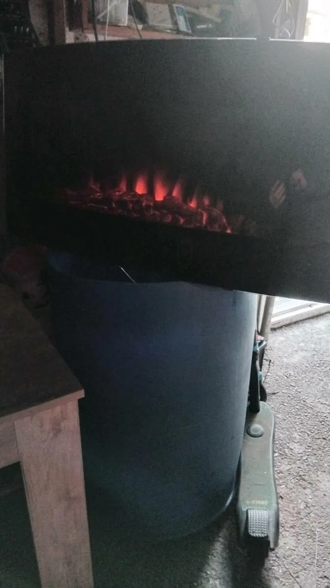 Electric fire - Image 1